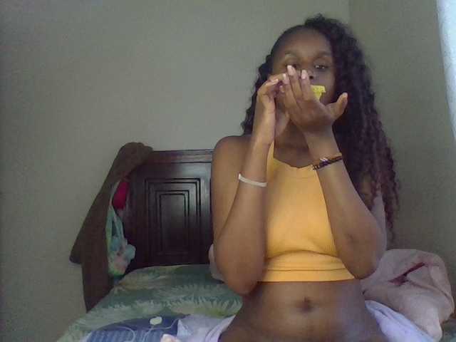 Maricruz2026 live cam on BongaCams