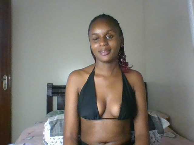 Maricruz2026 live cam on BongaCams