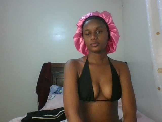 Maricruz2026 live cam on BongaCams