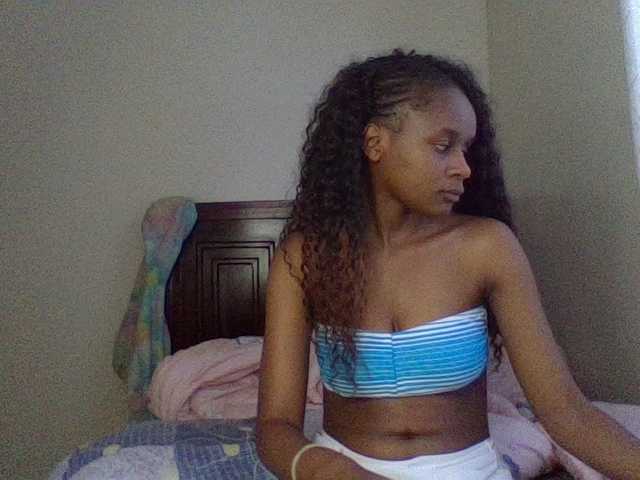 Maricruz2026 live cam on BongaCams