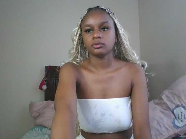 Maricruz2026 live cam on BongaCams