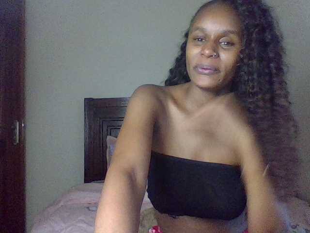 Maricruz2026 live cam on BongaCams