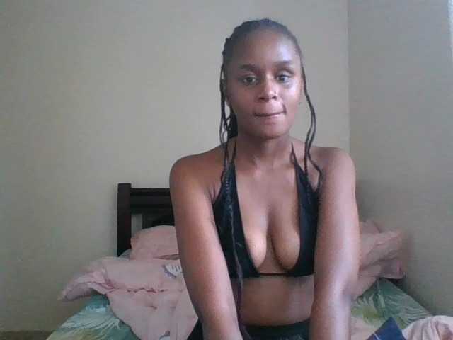 Maricruz2026 live cam on BongaCams