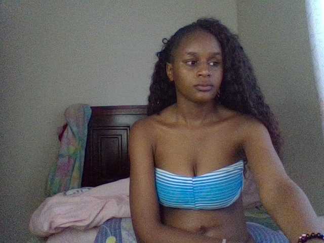 Maricruz2026 live cam on BongaCams