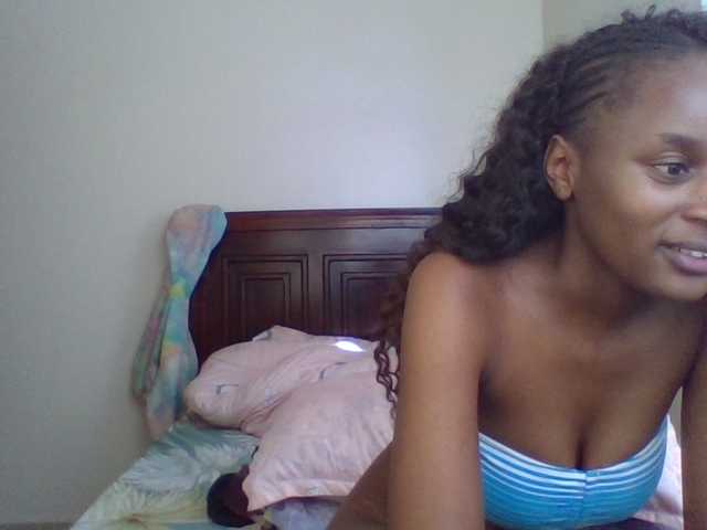 Maricruz2026 live cam on BongaCams