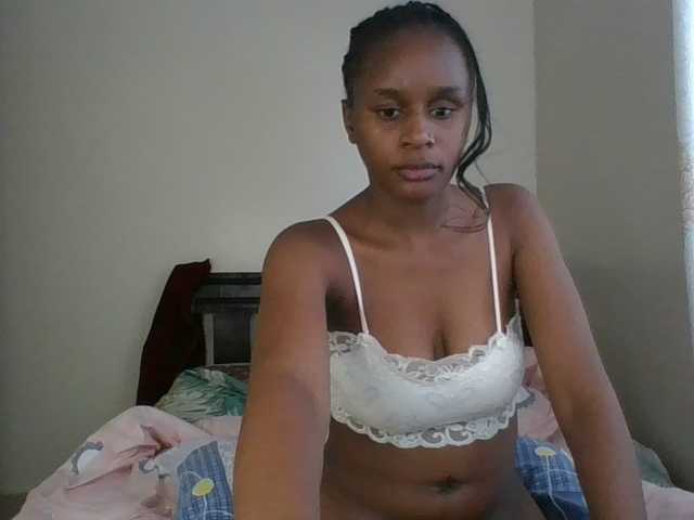 Maricruz2026 live cam on BongaCams
