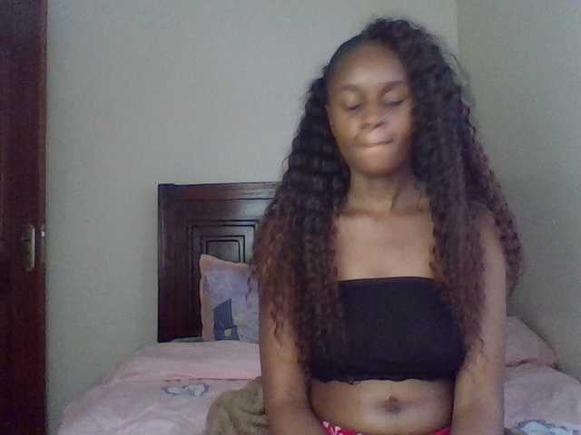 Maricruz2026 live cam on BongaCams