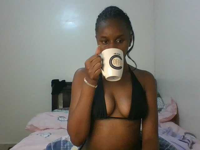 Maricruz2026 live cam on BongaCams