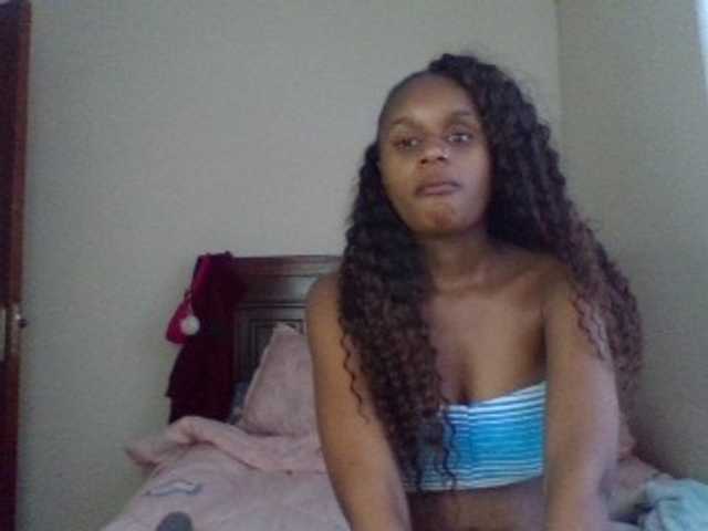 Maricruz2026 live cam on BongaCams