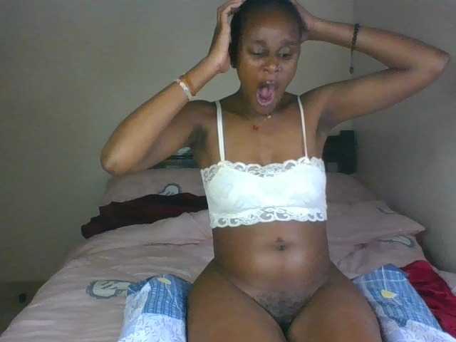 Maricruz2026 live cam on BongaCams