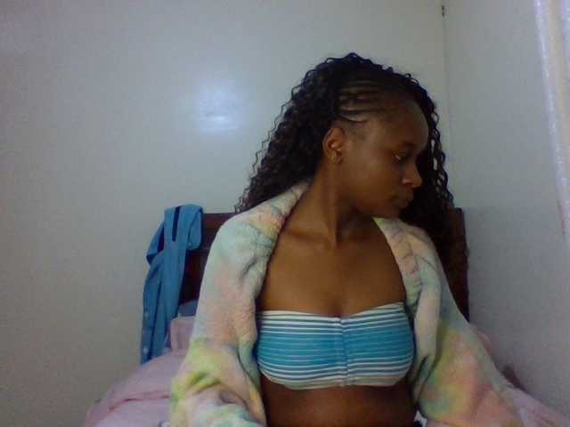 Maricruz2026 live cam on BongaCams