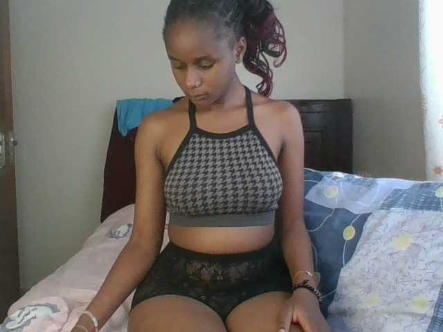 Maricruz2026 live cam on BongaCams