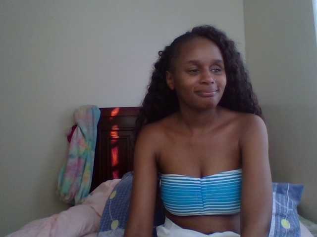 Maricruz2026 live cam on BongaCams