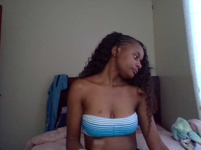 Maricruz2026 live cam on BongaCams