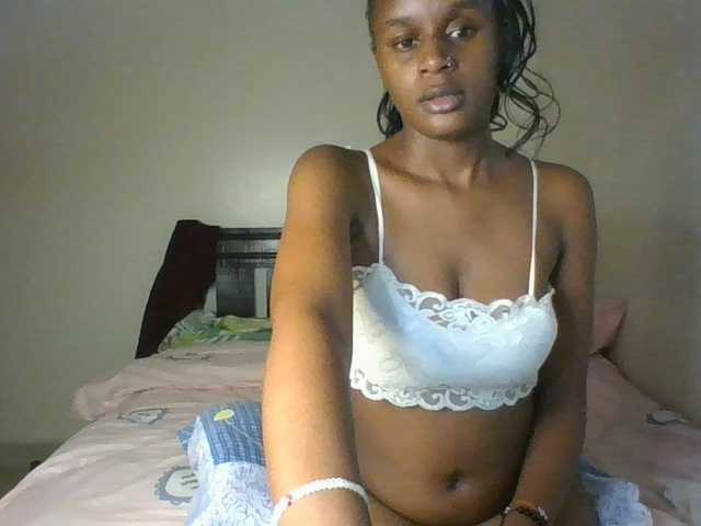 Maricruz2026 live cam on BongaCams