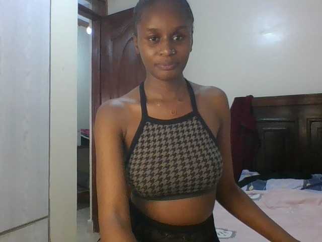 Maricruz2026 live webcam show