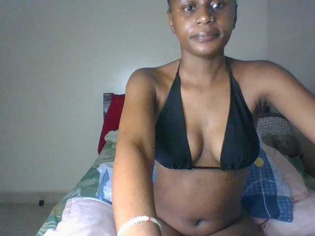 Maricruz2026 live cam on BongaCams