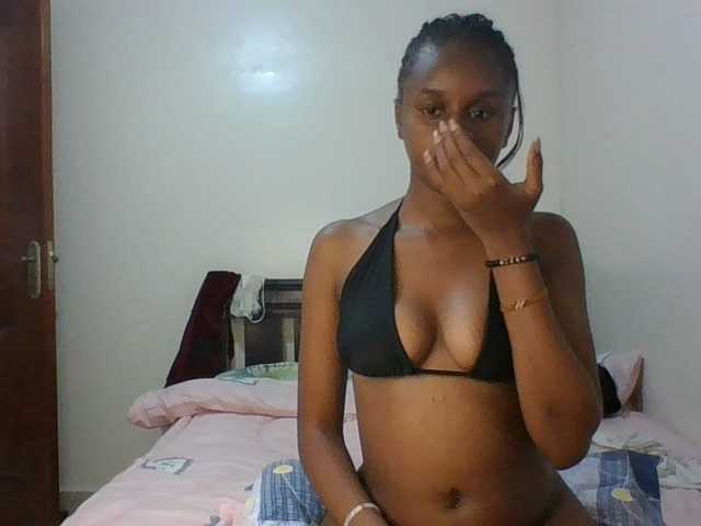 Maricruz2026 live cam on BongaCams