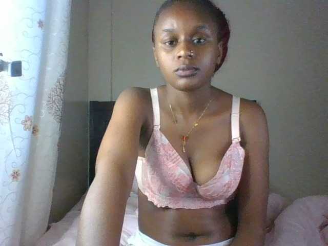 Maricruz2026 live cam on BongaCams