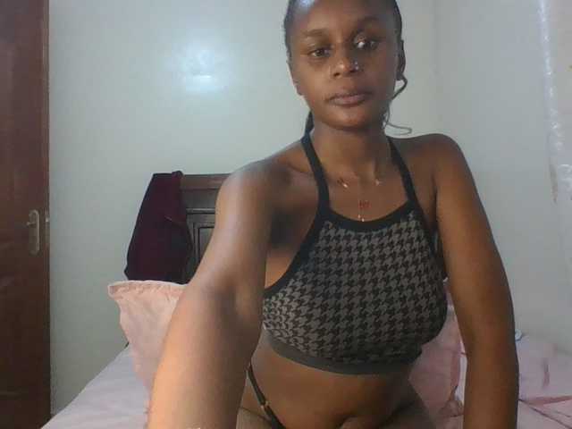 Maricruz2026 live cam on BongaCams