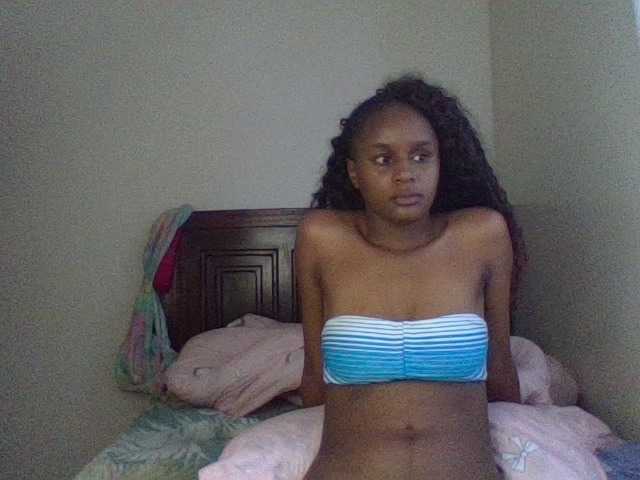 Maricruz2026 live cam on BongaCams