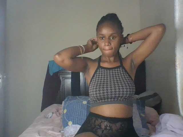 Maricruz2026 live webcam show