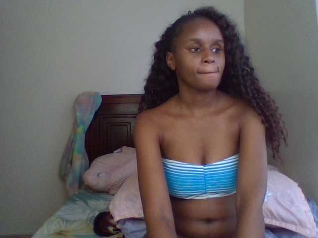 Maricruz2026 live cam on BongaCams