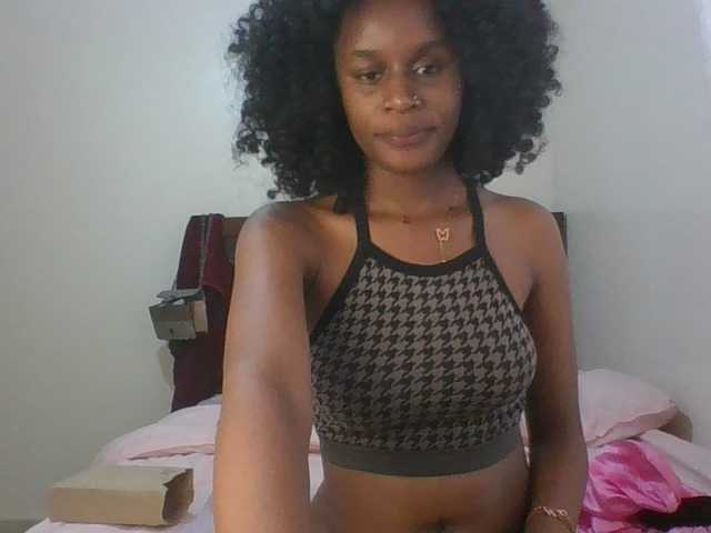 Maricruz2026 live cam on BongaCams