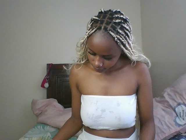 Maricruz2026 live cam on BongaCams
