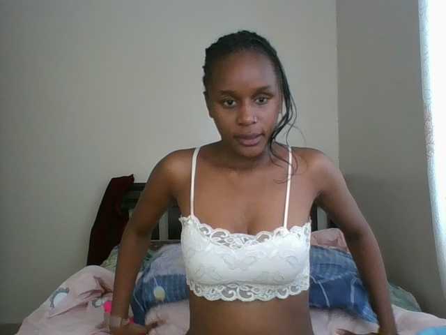 Maricruz2026 live cam on BongaCams