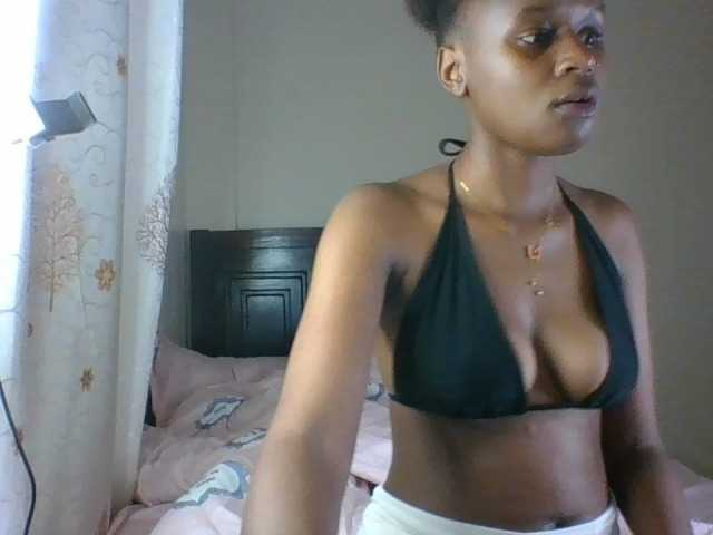 Maricruz2026 live cam on BongaCams