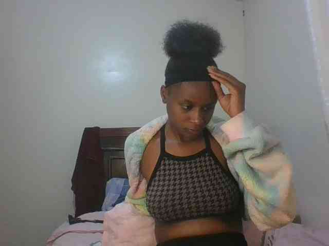 Maricruz2026's cam show statistics and live stream