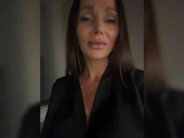 mistressmari webcam