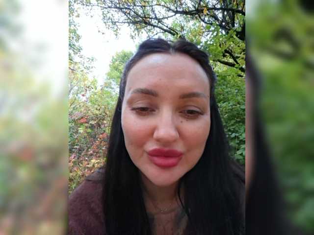 pupaa live cam preview