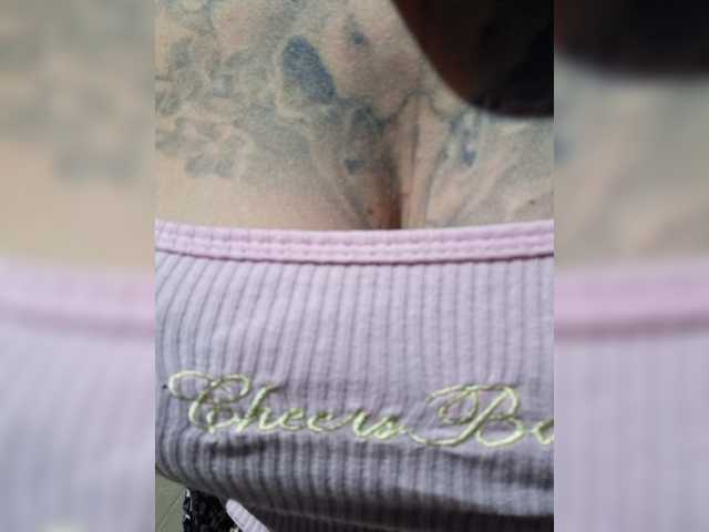 pupaa live cam on BongaCams