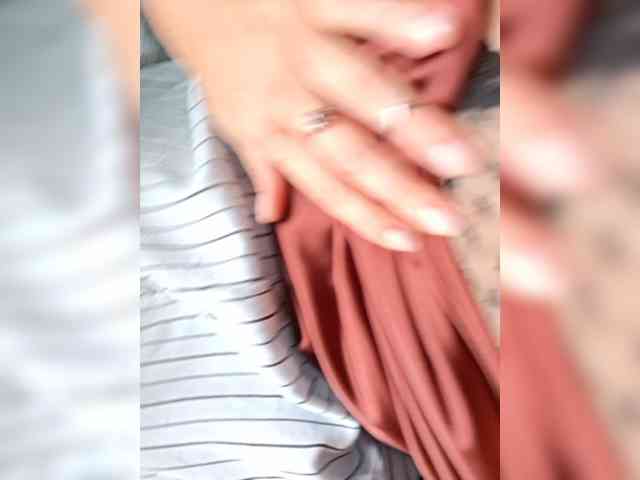 pupaa webcam