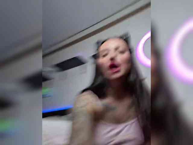 pupaa webcam