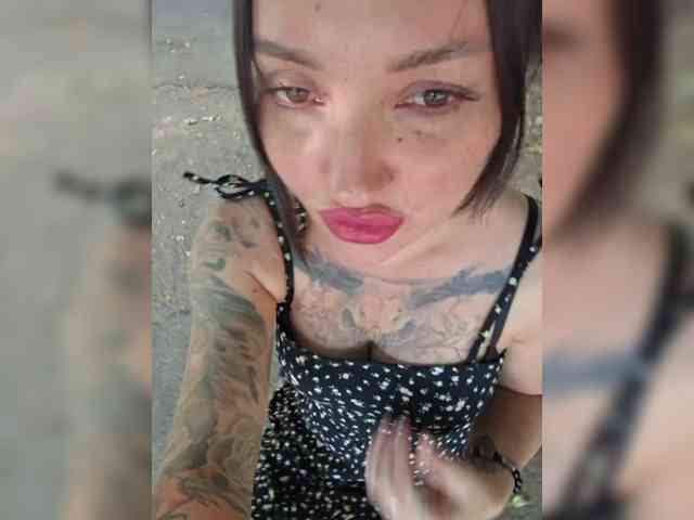 pupaa webcam