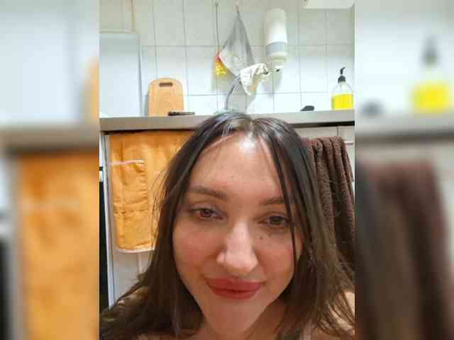 pupaa webcam