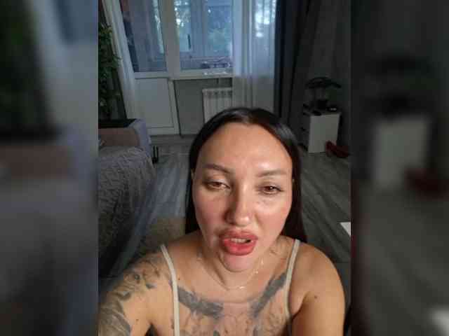 pupaa webcam