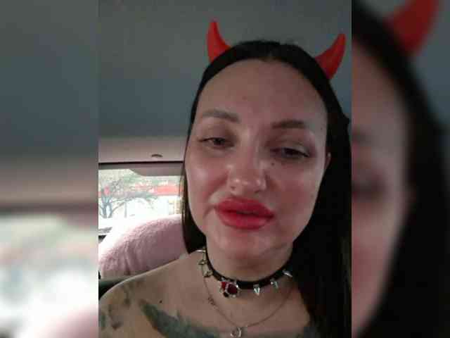 pupaa webcam