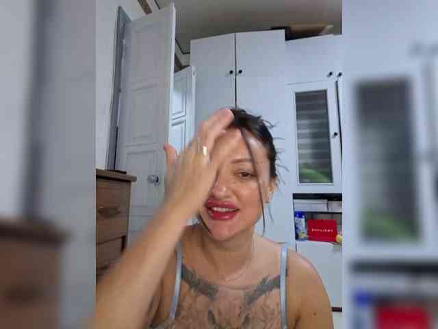 pupaa webcam