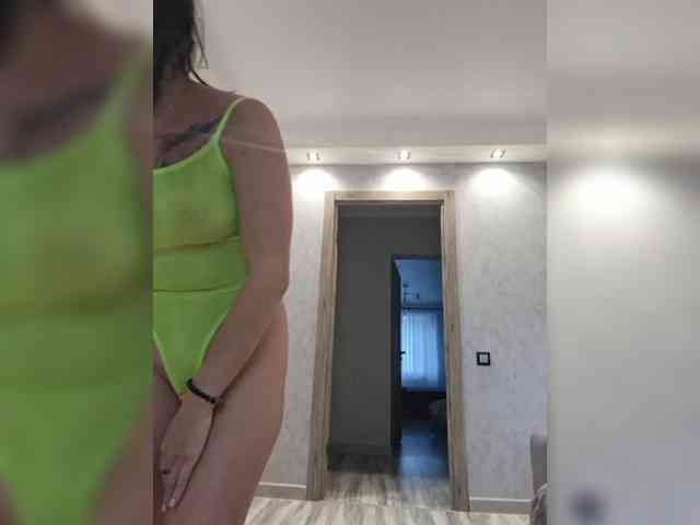 pupaa webcam