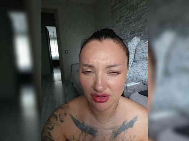 pupaa webcam