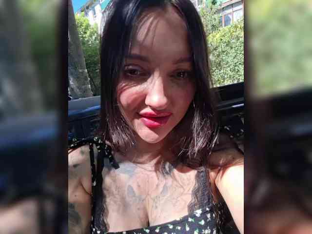 pupaa webcam