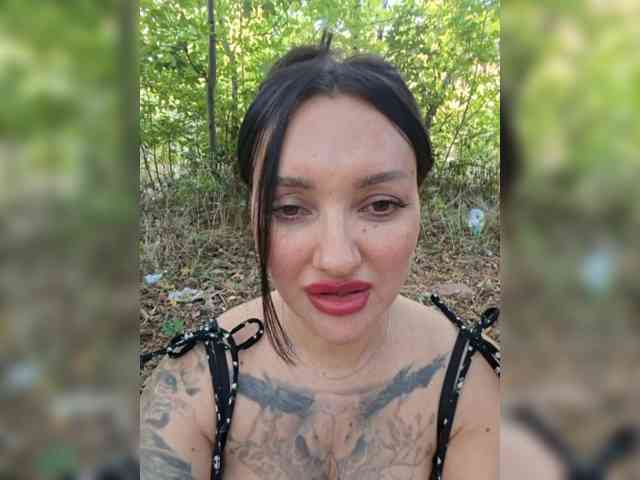 pupaa webcam