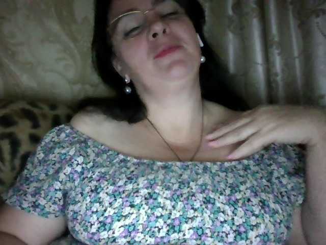 CharmingLady live cam preview