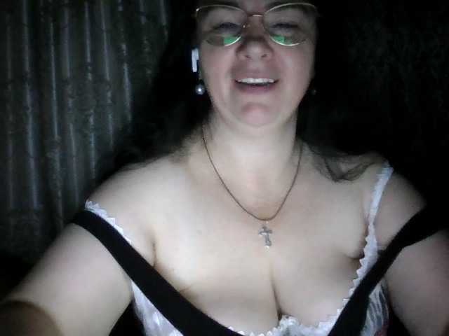 CharmingLady, en directo ahora en BongaCams