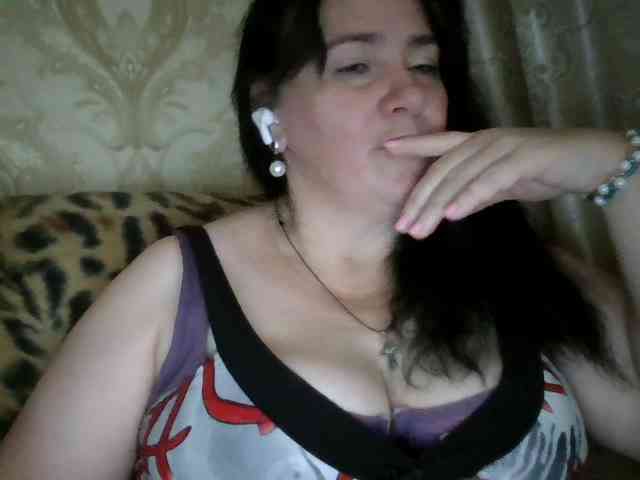 CharmingLady webcam