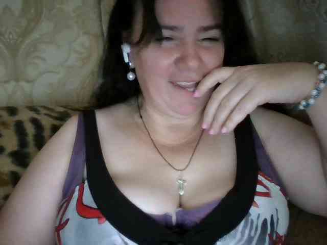 CharmingLady webcam